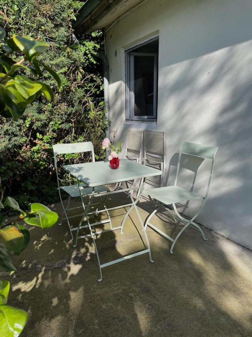 Maisonnette Dans Jardin Partage Bois-Colombes المظهر الخارجي الصورة